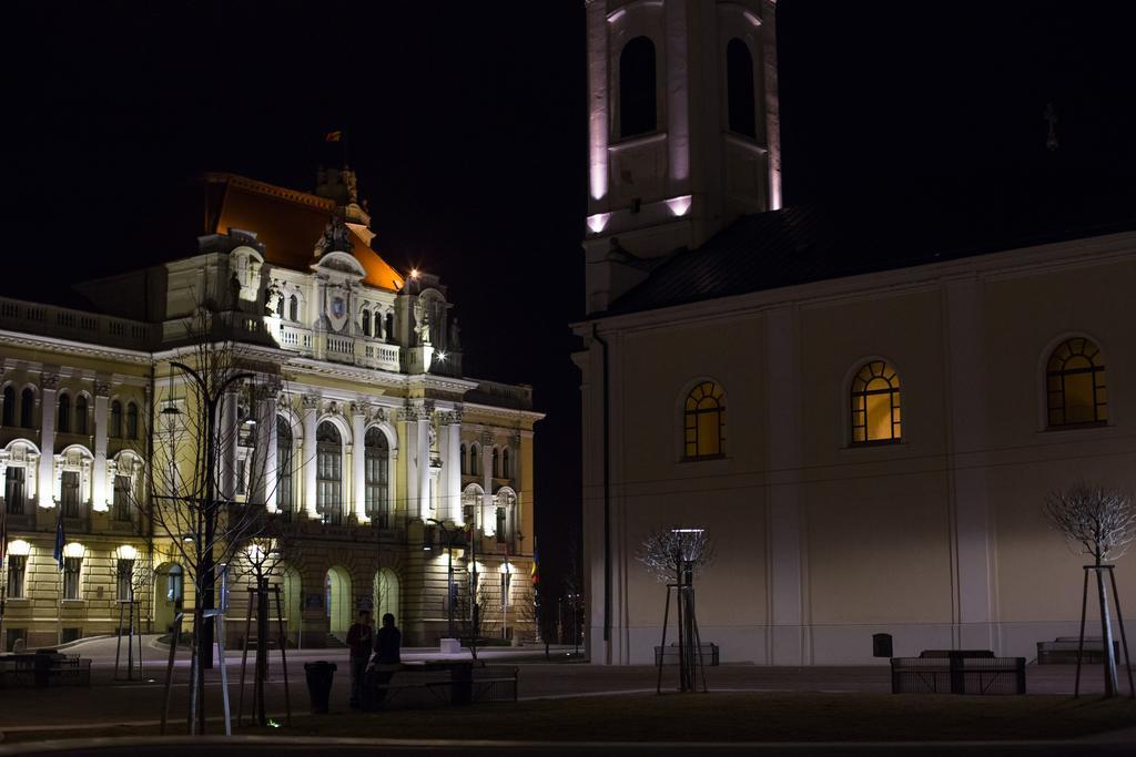 Downtown Studio Oradea Exterior foto